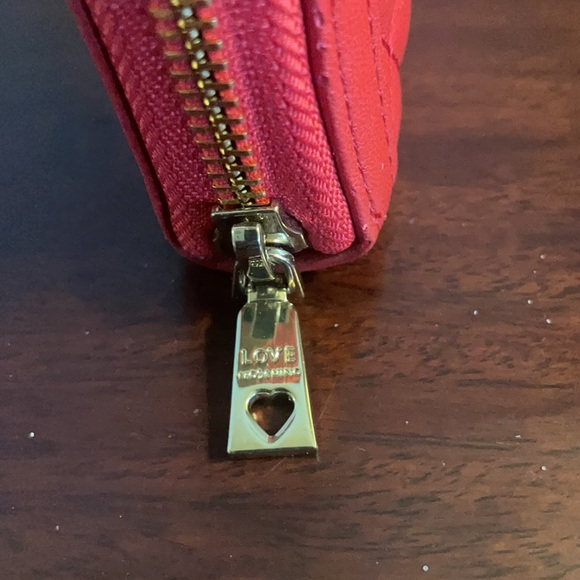 Love Moschino Red Leather Long Wallet - Picture 3 of 8